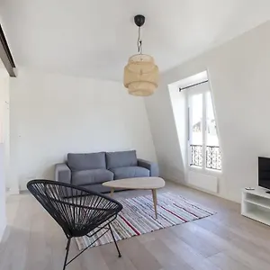home-sweet-home-dautancourt-batignolles.fr-paris.fr/